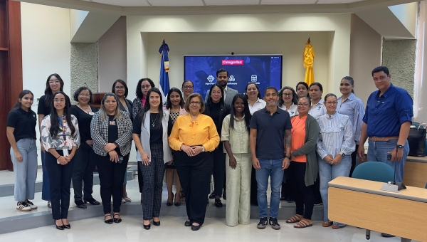 Promipyme presenta Emprendelab 2025 en la PUCMM de Santiago